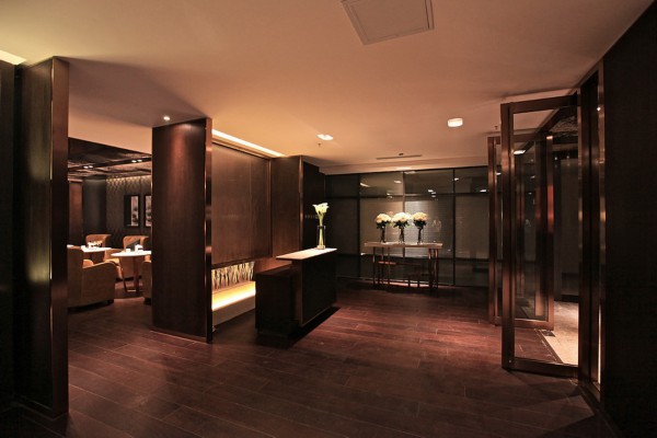 广州夜晚狂欢指南：全城热辣夜生活视频大放送